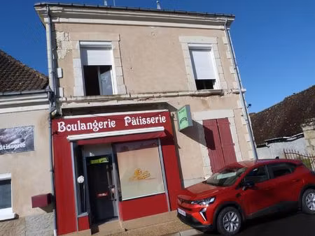 vente immeuble 136 m² saint-genou (36500)