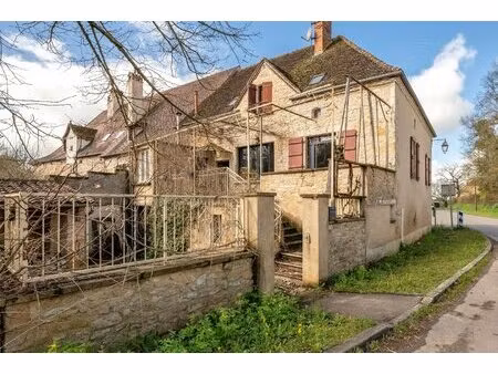 proche saint-céré  maison en pierre avec jardin