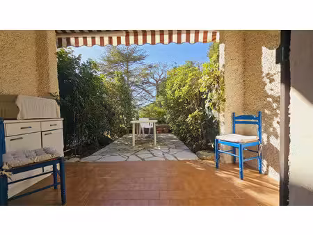 vente appartement saint-cyr-sur-mer (83270) - - surface privée