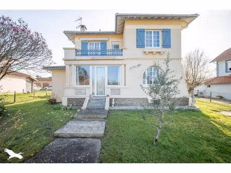 vente maison 5 pièces 136 m² arengosse (40110)
