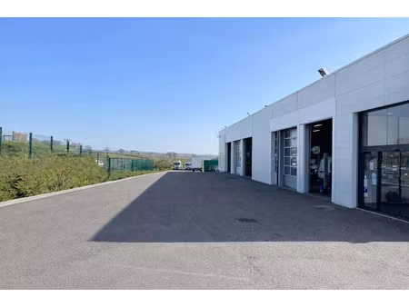 vente bureau 5 pièces 1308 m² saint-germain-laval (42260)