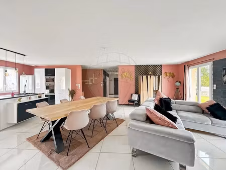 vente maison à saint-lumine-de-coutais (44310) : à vendre / 110m² saint-lumine-de-coutais