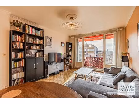 t3 traversant de 67 26 m²  2 balcons  une cave  garage en option – villeurbanne