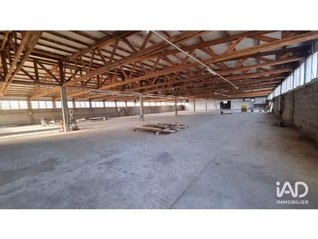 location commerce 1886 m² à gondreville (45490)