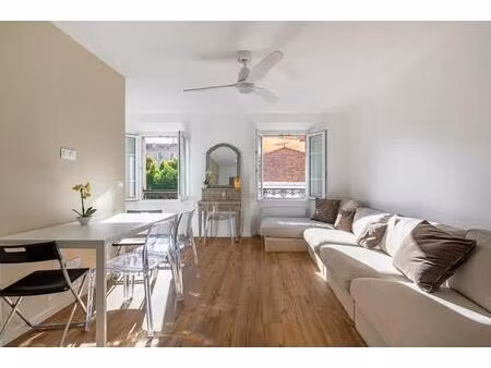 élégant 4 pièces rénové  cannes prado