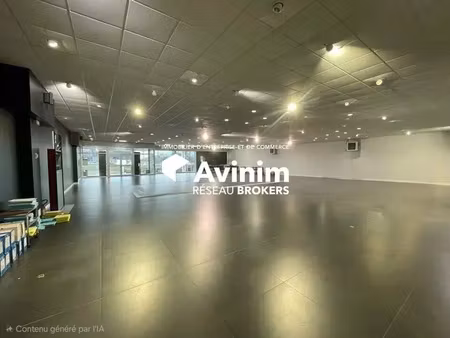 a louer groslay local commercial 700 m²