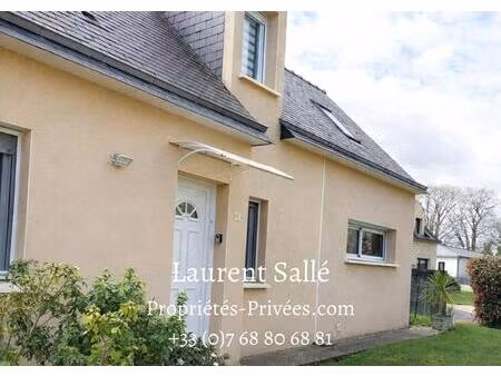 rochefort-en-terre ( 56220) ? maison avec jardin paysager et extension lumineuse