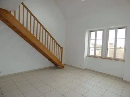 location appartement 3 pièces à saint-lumine-de-clisson (44190) : à louer 3 pièces / 63m² 
