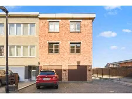 appartement prêt à emménager avec garage près du centre de …