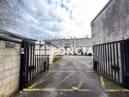parking à louer