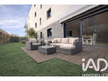 vente surface diverse 4 pièces