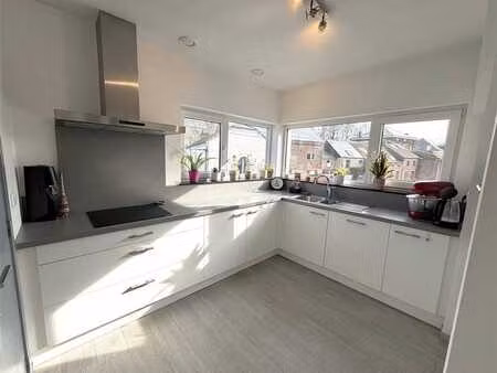 superbe duplex neuf de 150 m² au cœur de walhain !