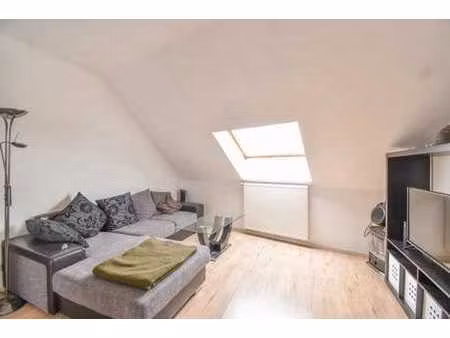 charmant appartement de 2 chambres