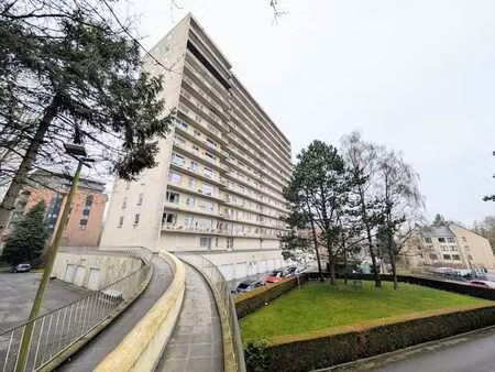 appartement 3 ch. avec vue dégagée  terrasse et garage