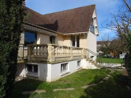 we invest mickael barbosa