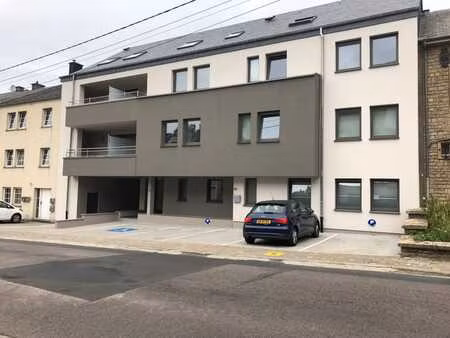 appartement une chambre (terrasse  parking intérieur  cave)
