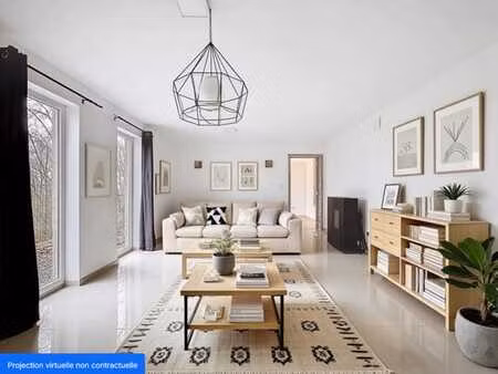 appartement rénové 2 chambres avec jardin