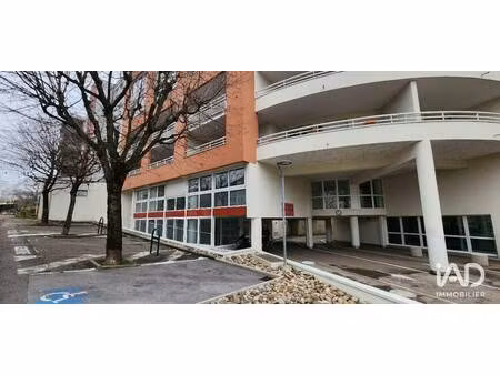 local d'activités à vendre