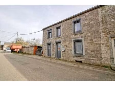 sous option maison avec vaste jardin à thynes (dinant) ?