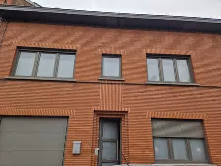 maison 4 chambres avec garage et jardin sans vis-à-vis