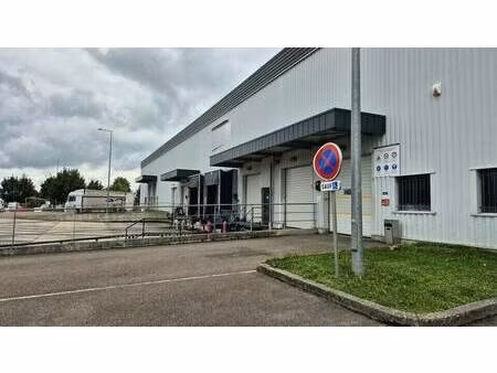 local d'activités à louer