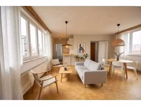 studio rénové proche square ambiorix