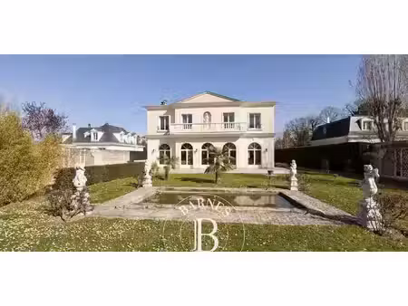 maison avec piscine et jardin le vésinet (78)