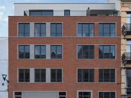 projet immobilier avec permis – 7 appartements + entrepôt