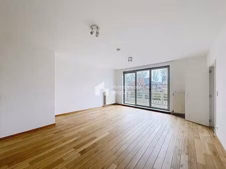 à vendre : bel appartement 2 chambres dans un quartier calme