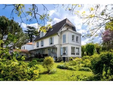 vente maison 11 pièces 283 m² à mandres-les-roses (94520)  820 000 €