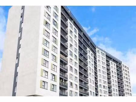 bel appartement 1 chambre non-meublé