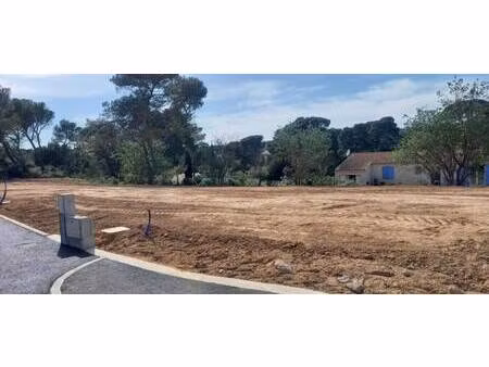 terrain constructible viabilisé à vendre