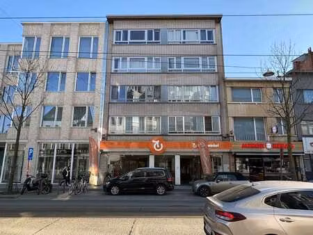 4 twee slaapkamer appartementen in hetzelfde gebouw