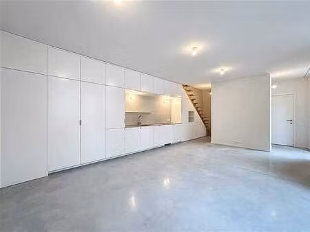 appartement 2 chambres avec terrasse et jardin