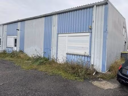 local d'activités à vendre