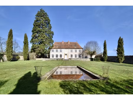 vente maison 14 pièces 432 m² à la clayette (71800)  936 000 €