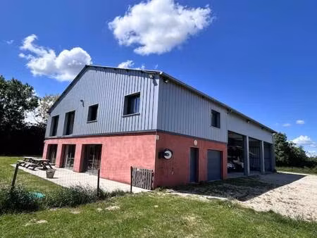 local d'activités à louer