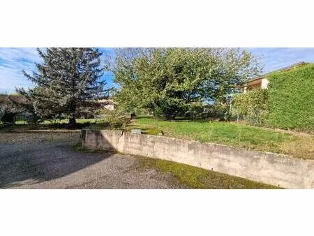 terrain constructible viabilisé à vendre