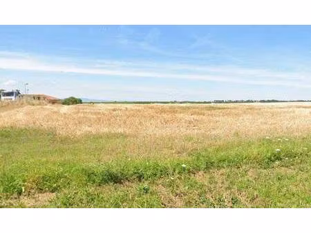 terrain constructible viabilisé à vendre