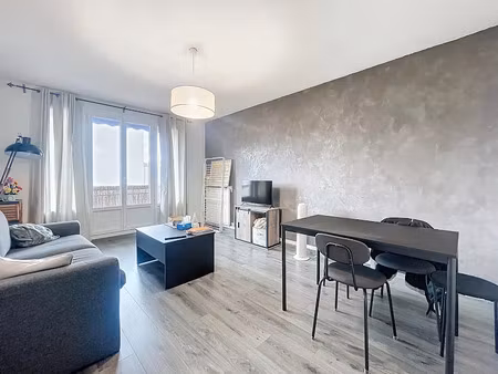 vente appartement 2 pièces 46 m² à saint-martin-d'heres (38400)  130 000 €