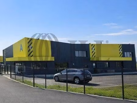 local d'activités à vendre