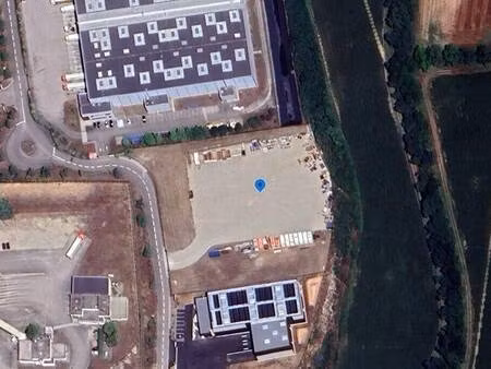 jll ilog transaction rhône-alpes