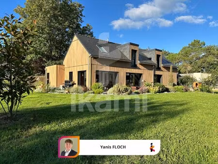 magnifique contemporaine sur une grande parcelle à saint-armel