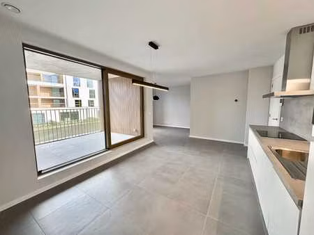 nieuw 2-slaapkamer appartement incl. staanplaats