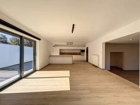 appartement à louer à ciney € 1.100 (lm22z) - b&c immo | zimmo