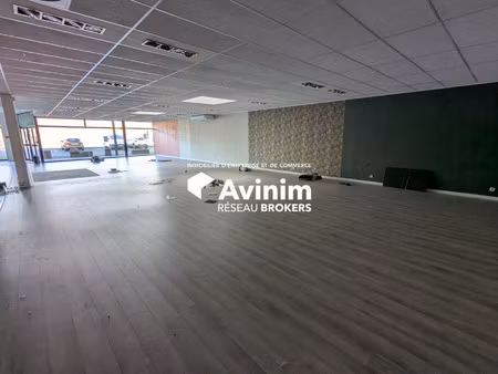 location local commercial