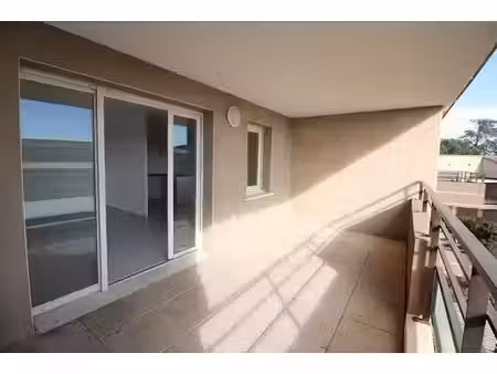 vente appartement 3 pièces 61 m² à garons (30128)  155 800 €