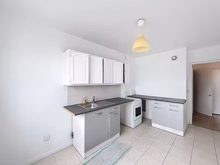 vente appartement 2 pièces 52 m² à neuilly-plaisance (93360)  199 000 €