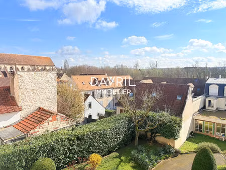 andresy*** hyper centre ville***proche gare et commerces***