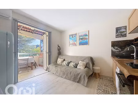 appartement saint-raphaël 21.66 m² t-2 à vendre  159 000 €